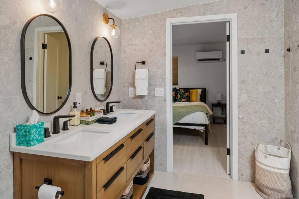 גיינסוויל Smart Bungalow: 10-Min To Uf, Central Location מראה חיצוני תמונה